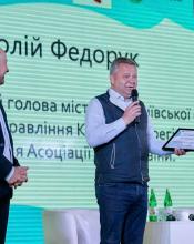  2 млн 150 тисяч на програмне забезпечення  шкільних кабінетів математики 
