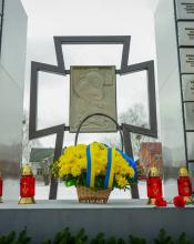 Чотири роки, як ми живемо з болем, що не минає. Чотири роки, як змінилося життя кожної родини. Чотири роки, які ніхто не поверне. Чотири роки, як ми живемо з болем, що не минає. Чотири роки, як змінилося життя кожної родини. Чотири роки, які ніхто не поверне.