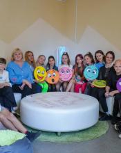 Місце, де можна видихнути, заспокоїтися і бути почутим: у Бучанському ліцеї №3 відкрили антистрес-кімнату «Укриття від насильства».