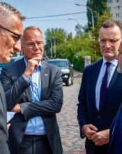 До Бучі завітали керівники двох провідних німецьких парламентських фракцій – Єнс Шпан від Християнсько-демократичного та Християнсько-соціального союзів і Маттіас Мірш від Соціал-демократичної партії Німеччини