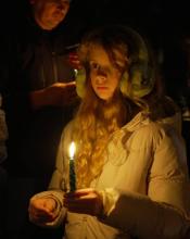 Вифлеємський Вогонь Миру у Бучі – символ віри, надії та єдності, який щороку напередодні Різдва долає тисячі кілометрів від Вифлеєма.