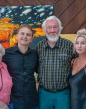 Мистецтво, народжене з досвіду: у Бучі відкрилася виставка живопису та графіки місцевого художника Іллі Ярового – «Дзеркало часу» Мистецтво, народжене з досвіду: у Бучі відкрилася виставка живопису та графіки місцевого художника Іллі Ярового – «Дзеркало часу»