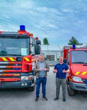 Бучанська громада отримала дві спеціалізовані автівки від партнерів зі Швейцарії — пожежне авто Scania та аварійно-рятувальний автомобіль Mercedes-Benz Бучанська громада отримала дві спеціалізовані автівки від партнерів зі Швейцарії — пожежне авто Scania та аварійно-рятувальний автомобіль Mercedes-Benz