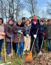 Традиційна весняна толока: жителі Бучанської громади згуртувалися заради чистого довкілля. Традиційна весняна толока: жителі Бучанської громади згуртувалися заради чистого довкілля.