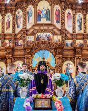 Намісник Свято-Михайлівського Золотоверхого монастиря архієпископ Вишгородський Агапіт завітав до Синяка Намісник Свято-Михайлівського Золотоверхого монастиря архієпископ Вишгородський Агапіт завітав до Синяка