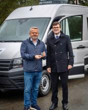 Бучанська громада отримала від Посольства Німеччини два мікроавтобуси Volkswagen Crafter