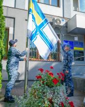 До Дня Військово-Морських Сил Збройних Сил України у Бучі урочисто підняли святковий прапор До Дня Військово-Морських Сил Збройних Сил України у Бучі урочисто підняли святковий прапор