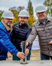 Розпочинаємо будівництво Центру взаємодії та відновлення — простору, що стане сучасним адміністративним і соціальним осередком як для Ворзеля, так і для всієї Бучанської громади Розпочинаємо будівництво Центру взаємодії та відновлення — простору, що стане сучасним адміністративним і соціальним осередком як для Ворзеля, так і для всієї Бучанської громади