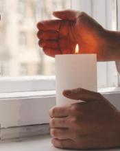 Запали свічку пам'яті у своєму вікні Запали свічку пам'яті у своєму вікні