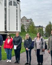 Обмін досвідом з питань планування та реалізації програм відновлення: з навчальним візитом до Бучі завітали представники Конотопської міської ради Сумської області