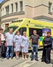 Сучасний реанімобіль передали медикам Бучі