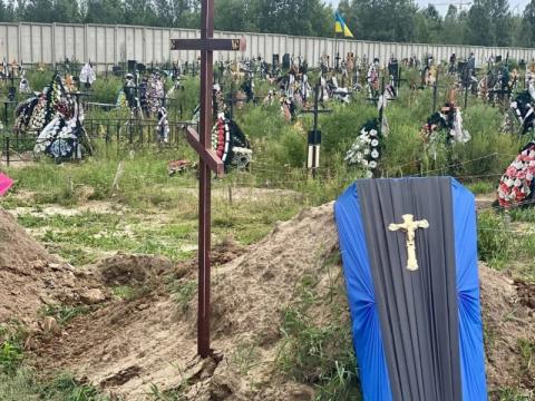 У Бучі сьогодні ховають ще 12 загиблих під час окупації