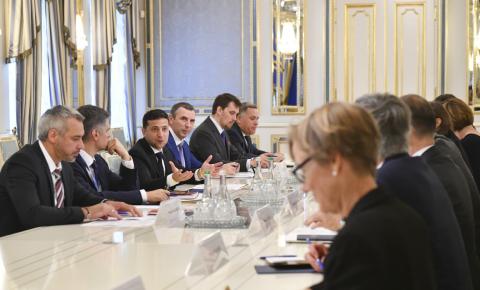 Президент України зустрівся з послами країн «Великої сімки» та главами представництв Європейського Союзу й НАТО Президент України зустрівся з послами країн «Великої сімки» та главами представництв Європейського Союзу й НАТО
