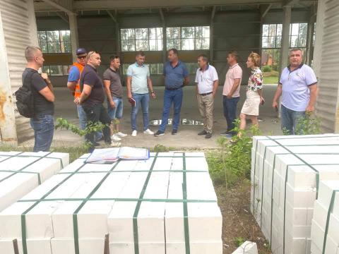 На будівництві спорткомплексу розпочинаються роботи На будівництві спорткомплексу розпочинаються роботи