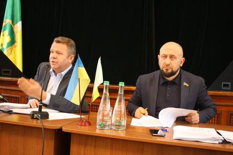 Важливі питання розглянуто на сесії