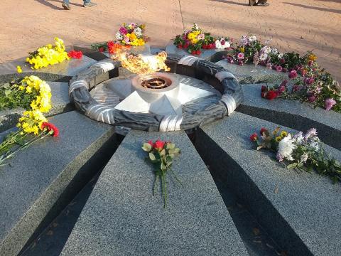 Пам'ять про подвиг житиме вічно Пам'ять про подвиг житиме вічно