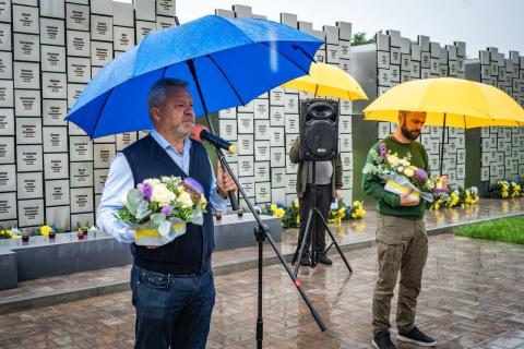 У Бучі вшанували пам’ять Захисників і Захисниць України, учасників добровольчих формувань, а також цивільних осіб, які були страчені, закатовані або загинули у полоні У Бучі вшанували пам’ять Захисників і Захисниць України, учасників добровольчих формувань, а також цивільних осіб, які були страчені, закатовані або загинули у полоні