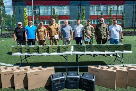 Бучанська громада передала чергову партію допомоги для шести підрозділів, які боронять Сумщину, Харківщину, Чернігівщину Бучанська громада передала чергову партію допомоги для шести підрозділів, які боронять Сумщину, Харківщину, Чернігівщину