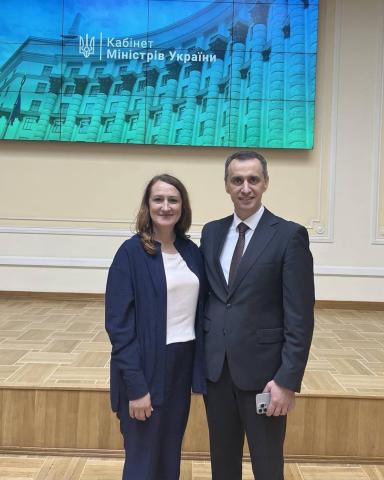 Бучанський центр первинної медико-санітарної допомоги отримав нагороду від премʼєр-міністра України Дениса Шмигаля Бучанський центр первинної медико-санітарної допомоги отримав нагороду від премʼєр-міністра України Дениса Шмигаля