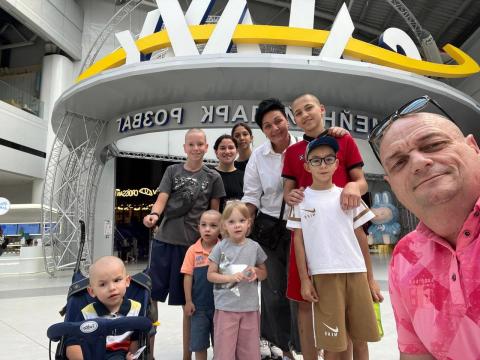 Сімейний день радості: діти з ДБСТ Бучанської громади відвідали парк розваг у Lavina Mall Сімейний день радості: діти з ДБСТ Бучанської громади відвідали парк розваг у Lavina Mall