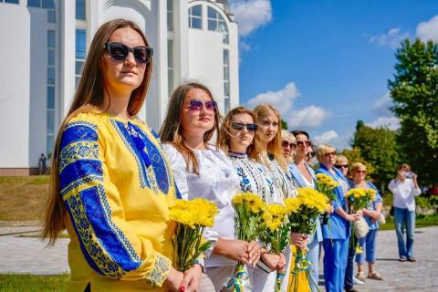  У переддень Дня Незалежності у Бучі об’єдналися у молитві за Україну