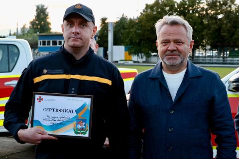 Бучанська громада долучилася до технічного забезпечення ДСНС України. Спільно з Київською ОВА та ще чотирма громадами Київщини було передано п’ять пікапів Toyota Hilux