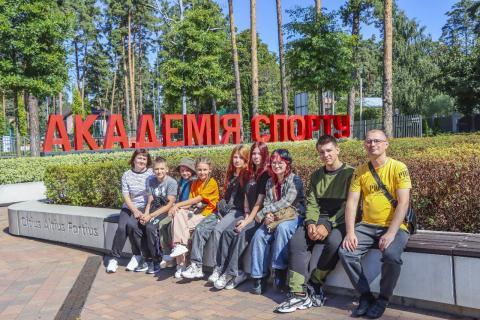 Спорт, драйв і нові знайомства: молодь з різних куточків України провела насичений день у Бучі Спорт, драйв і нові знайомства: молодь з різних куточків України провела насичений день у Бучі