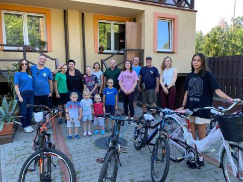 Представники благодійної організації «Hope Across Borders» підтримали родини ДБСТ Бучанської громади