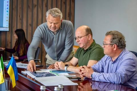 Буча стане ще ближчою до столиці. Працюємо над створенням сучасного транспортного хабу, який стане ключовим пересадковим вузлом для мешканців громади та району Буча стане ще ближчою до столиці. Працюємо над створенням сучасного транспортного хабу, який стане ключовим пересадковим вузлом для мешканців громади та району