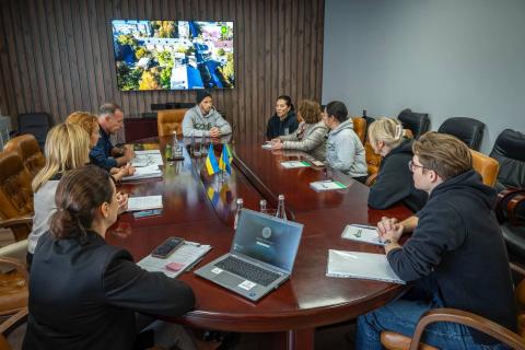 Бучу відвідали представники міжнародного благодійного фонду CORE, який фінансує будівництво Центру реабілітації для дітей з інвалідністю