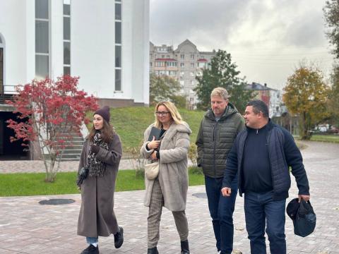 До Бучі завітали представники польського муніципалітету Подкова Лєсна на чолі з головою Магдаленою Екгоф До Бучі завітали представники польського муніципалітету Подкова Лєсна на чолі з головою Магдаленою Екгоф