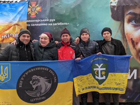 Волонтерство – родинна справа сімʼї автомеханіків із Бучі Волонтерство – родинна справа сімʼї автомеханіків із Бучі