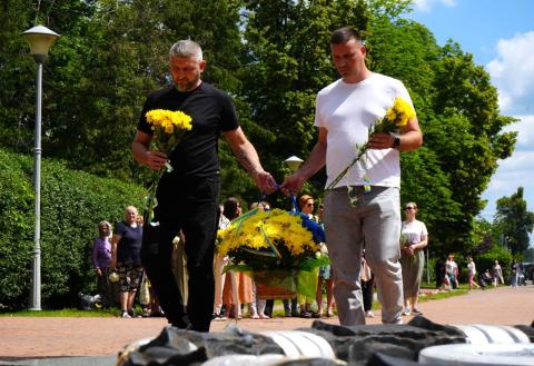 Бучанська громада вшанувала пам'ять жертв війни в Україні