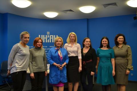 КРАЩІ ІНІЦІАТИВИ ЖІНОК УКРАЇНИ ДЛЯ ЕКОНОМІЧНОГО РОЗВИТКУ МІСЦЕВИХ ГРОМАД КРАЩІ ІНІЦІАТИВИ ЖІНОК УКРАЇНИ ДЛЯ ЕКОНОМІЧНОГО РОЗВИТКУ МІСЦЕВИХ ГРОМАД