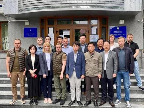 "Буча - символ звірст рф" "Буча - символ звірст рф"