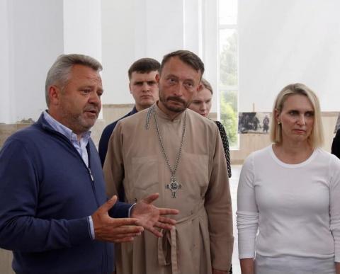 Посол США в Україні Бріджит Брінк відвідала  Бучу