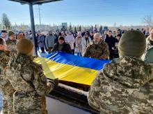 У Бучі попрощалися з 29-річним Героєм Олександром Боднарем 