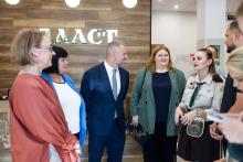 Перша леді України Олена Зеленська відвідала Пластовий вишкільний центр у Бучі